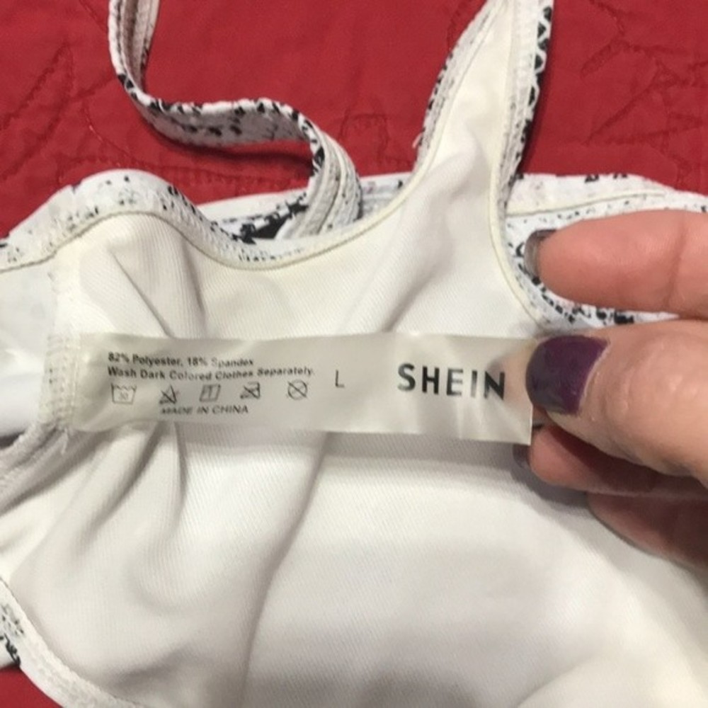 Reptile Design Shein Bra Style Bikini Crop Top White & Black Size Large - Picture 7 of 9
